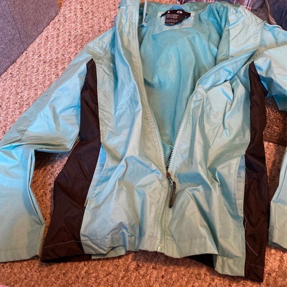 I5 small rain jacket‎ - Picture 2 of 5